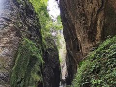 -龙水峡地缝景区