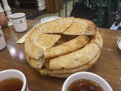 -清真·玛丽亚新疆菜主题餐厅(浙江中路店)