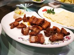 -老船夫婚宴婚庆会馆(延吉路店)