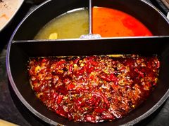 番茄锅-热火朝天鲜切牛肉火锅(南强街巷店)