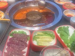 -醉董牛川派鲜肉自选火锅(烟台店)