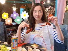 -沪小胖小龙虾(淮海中路旗舰店)
