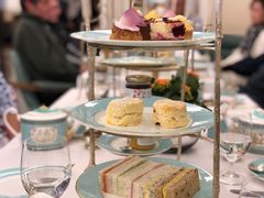 -The Diamond Jubilee Tea Salon at Fortnum & Mason