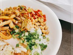 -桂姥姥·桂林卤粉·锅烧桂林米粉(莲塘店)