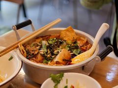 -丽丽三鲜螺蛳粉(田林路店)