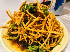 馓子拌皮蛋-巴厘龙虾·榜首油焖大虾(旗舰店·万松园)