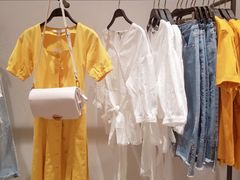 -URBAN REVIVO(西安Momopark店)