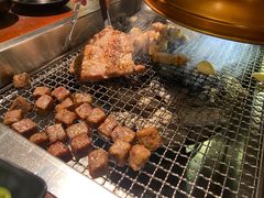 -肉甲韩国木炭烤肉(新壹街1店)