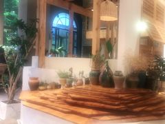 -墨居上隐·院子里火锅(峨眉店)