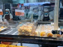 面包甜点陈列柜-鲍师傅糕点(春熙路店)