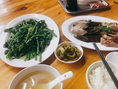 -乌文新澄海卤鹅店