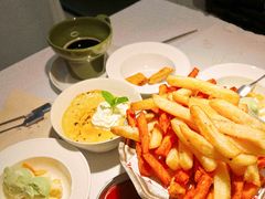 -春树下·树屋花房西餐厅(罍街AS1980店)