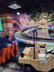 点击看大图 -卡通尼·Safari非洲探索乐园·生日会(金桥国际商业广场店)