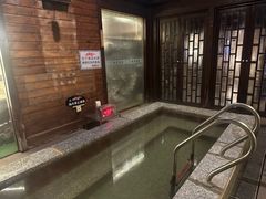 -裕龙汤泉