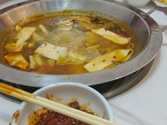 -撒拉人家.酸菜牦牛肉火锅