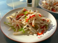 芦苇根炒肉丝-梦缘水乡·湖景餐厅
