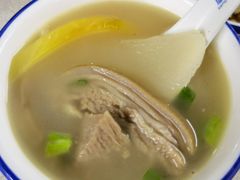 -墨脱石锅椰子鸡•香草鸭•东山羊(大东海店)