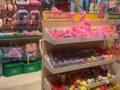 -燕莎奥特莱斯购物中心