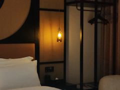 -万泊酒店(长沙五一广场国金中心店)