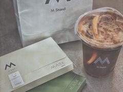 -M Stand(上海人民广场来福士店)