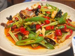 -破三川·新川菜(静安大融城店)