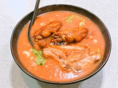 番茄浓汤鸡翅猪扒通粉-华嫂冰室(尖沙咀店)