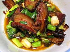 -廖师傅大蒜炒腊肉(袁家岭店)