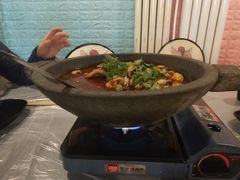 石锅鱼-虎虎龙虾大排档(双井店)