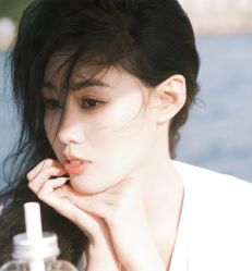 -周周美学工作室