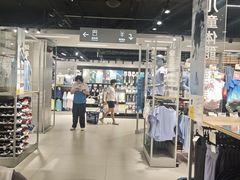 -迪卡侬(环球港店)