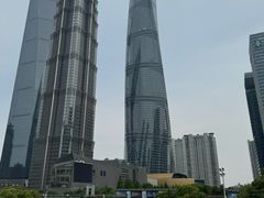 -陆家嘴空中步行连廊