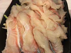 -鲜入围煮花胶鸡海鲜火锅