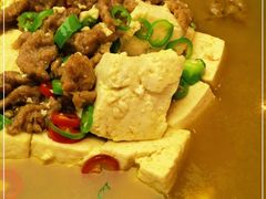 -有红鸡毛店·川菜(建设路店)