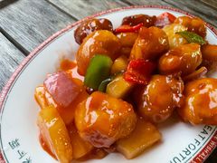 凤梨咕噜虾球-皇后餐厅-煲仔·小菜·打边炉(古北店)