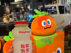 桃桃可尔必思-StayReal Cafe(长宁来福士广场东八区店)