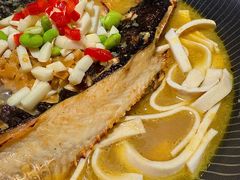 蒜香烤鱼-半天妖烤鱼(百乐广场店)