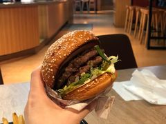 -The Habit Burger Grill 哈比特汉堡(复兴soho店)