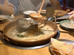 -洱火云南酸菜牛肉火锅(石景山当代商城店)