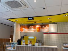 -麦当劳(浦江镇绿地乐和城店)
