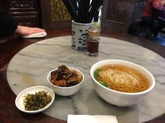 -功德林(南京西路店)