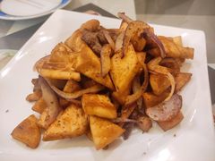 馕炒烤肉-巴依老爷新疆美食(清华东门店)