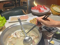 -喃喃椰·糟粕醋·椰子鸡火锅(七堡花园店)
