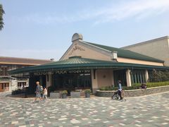 -WOLFGANG PUCK KITCHEN & BAR(迪士尼小镇店)