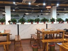 大堂-皖北巫氏三胖地锅鸡(正大店)