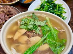 -谢大牛馆·中式卤牛排(老店)