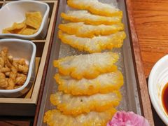 -花菇朵·云山雀 ll 野生菌锅·野果酸汤·精品滇菜(万柳店)