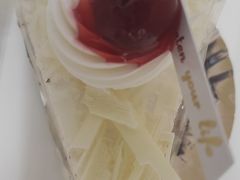 -85度C(生甜甜圈研究工坊·上海松江人民北路店)