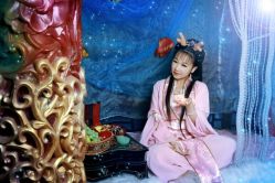 点击看大图 -九月鹰飞汉服摄影工作室