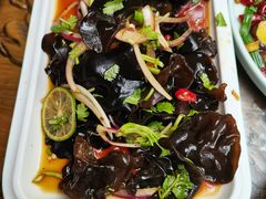 -阿鹏故事云南野生菌火锅(人民路店)
