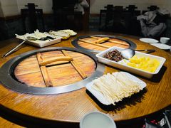 -万里闯关东铁锅炖菜馆(高新旗舰店)